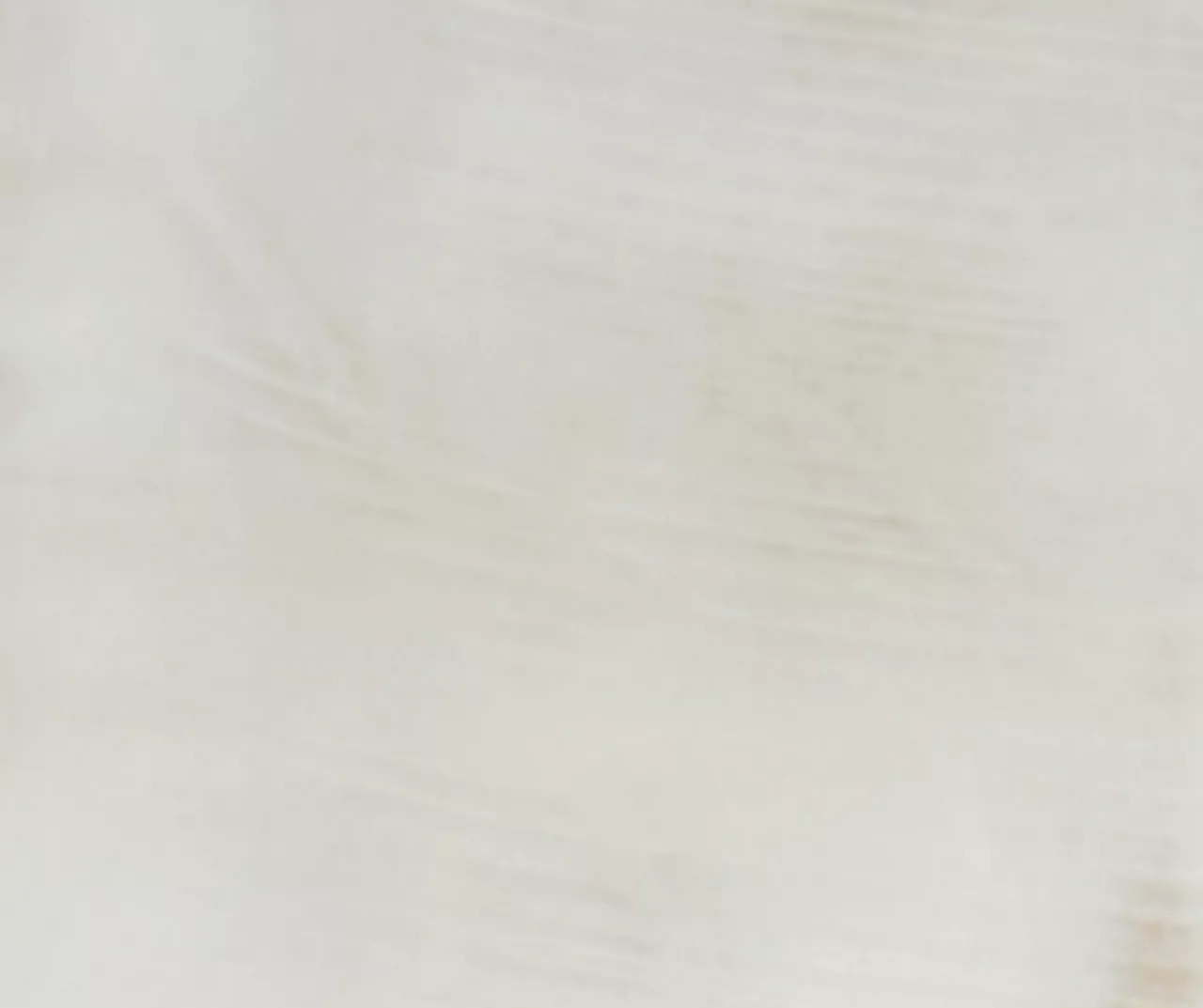 Dannerville Antique White 3-Tier Accent Table With USB Charging 9 Dannerville Antique White 3-Tier Accent Table With USB Charging - Image 9